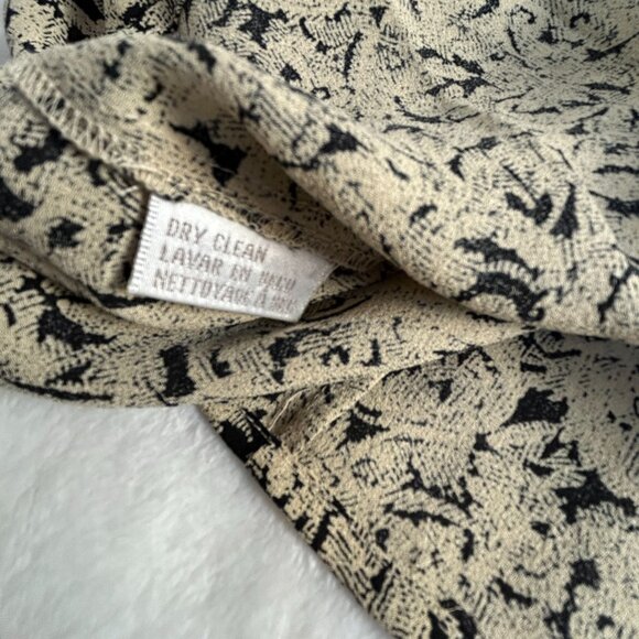 Vintage Jones New York Womens Silk Paisley Print Button Up Blouse Size 12 Beige - Picture 4 of 7